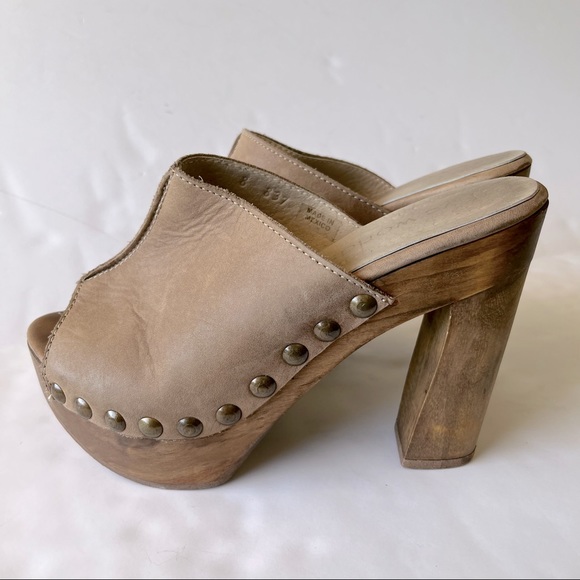 Five Worlds Platform Mules - Picture 2 of 12